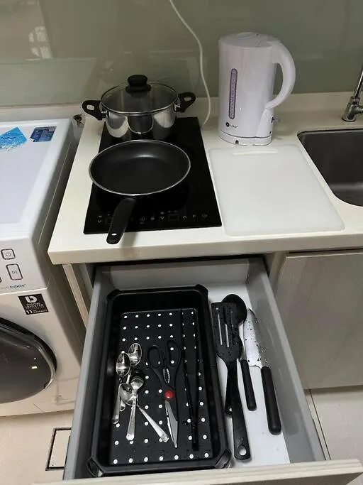 Apartment Spacious Sks Near Ciq, Smart Tv Johor Bahru